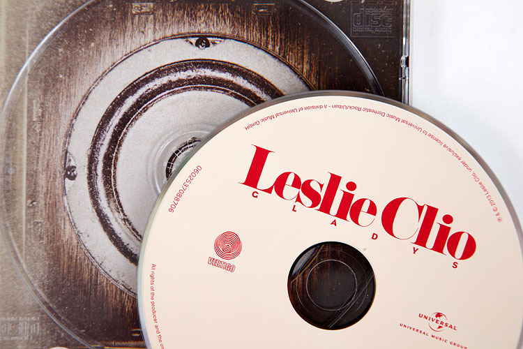 Leslie Clio. Gladys. 6