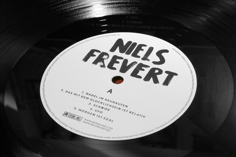 Niels Frevert. Paradies Der Gefaelschten Dinge. 12