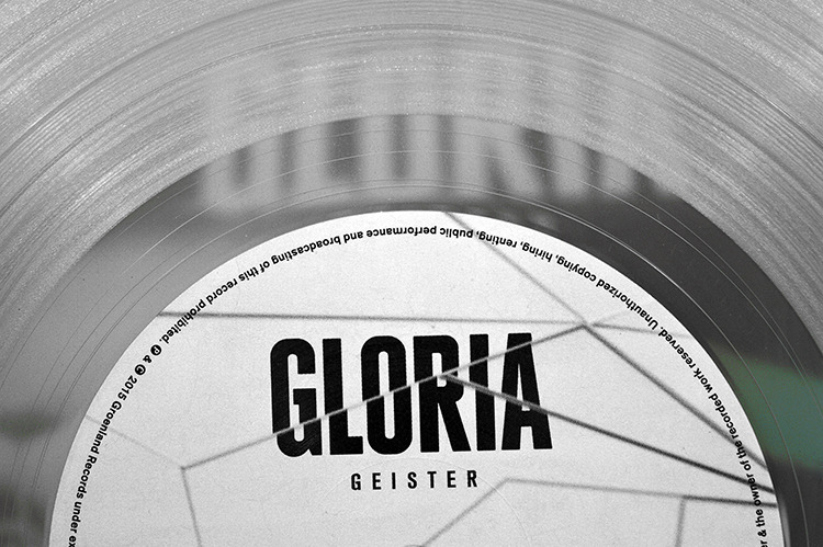 Gloria. Geister. 7